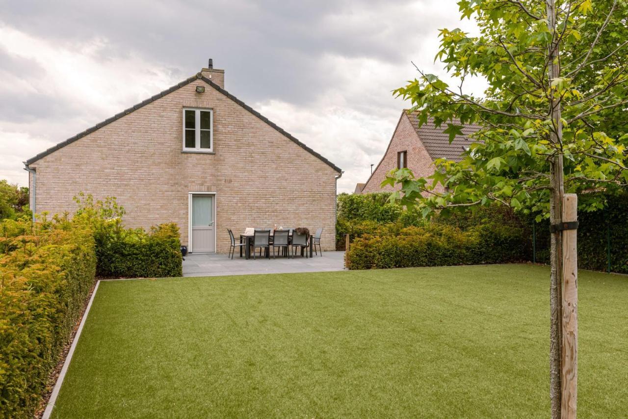 أوستيند Fantastic Family Villa With Beautiful Garden المظهر الخارجي الصورة